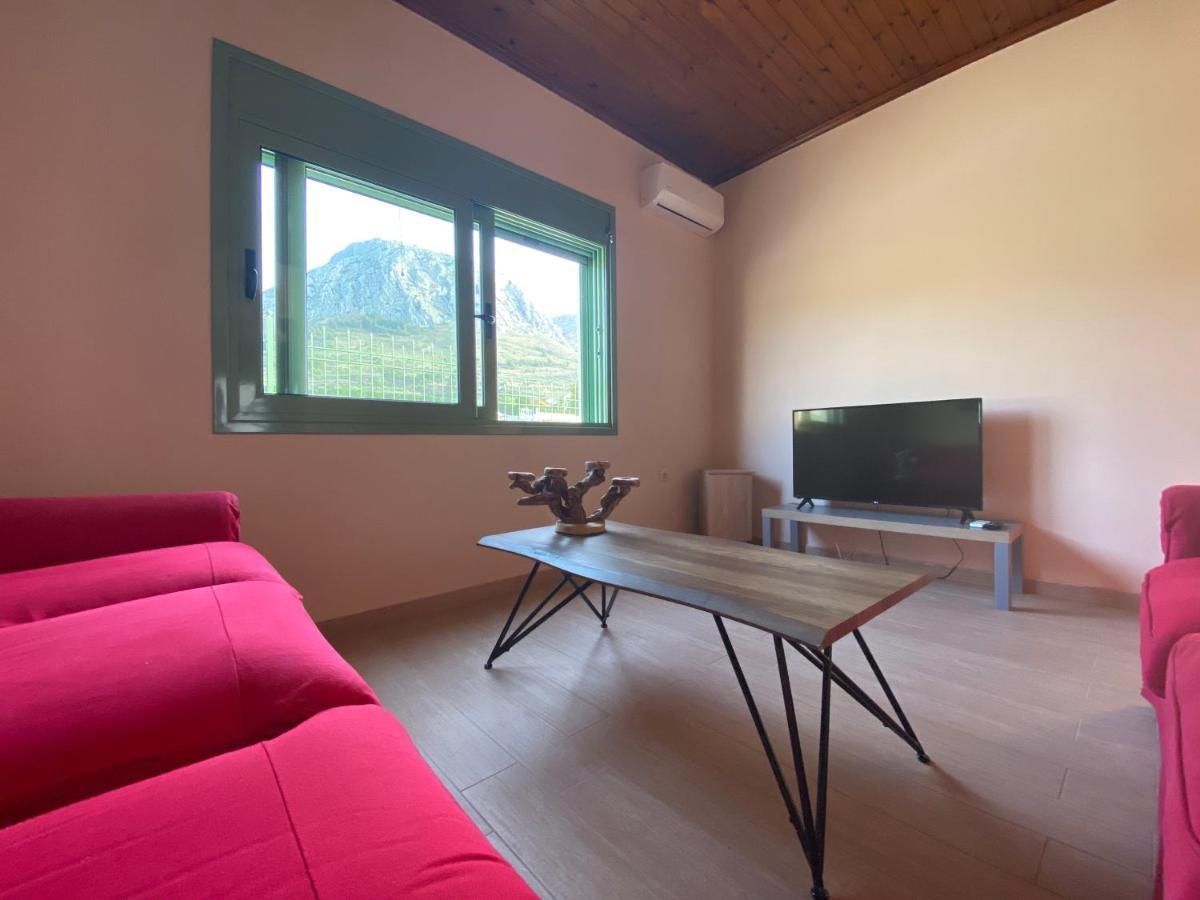 Acrocorinthos House Corinth
