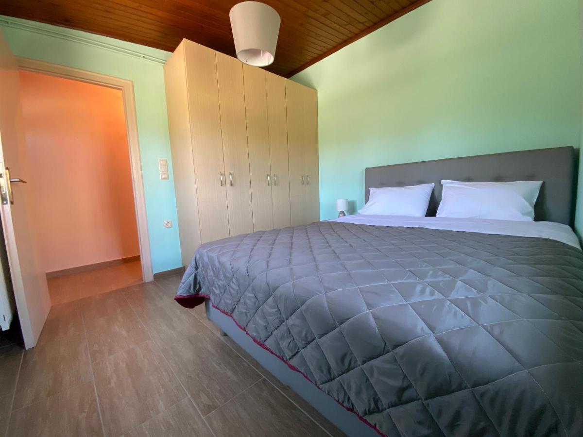 Acrocorinthos House *